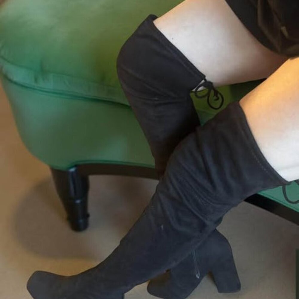 OVER THE KNEE BOOTS